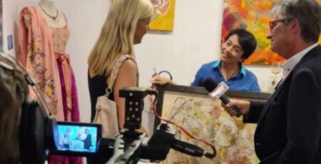 Sandra Thaler Art presented by La Hong Gallery